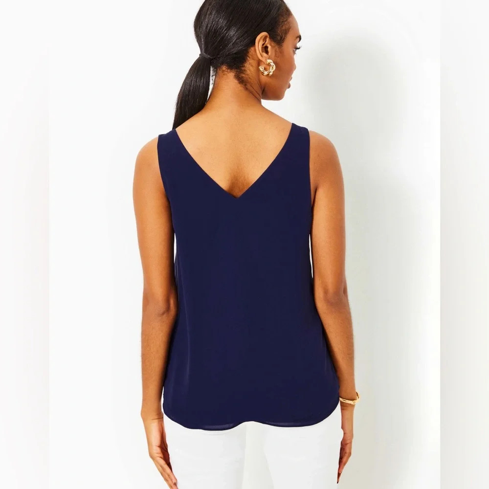 Lily Pulitzer Florin Straight Hem Top. True Navy Blue. Size XS. Oversized. New! - Picture 2 of 10